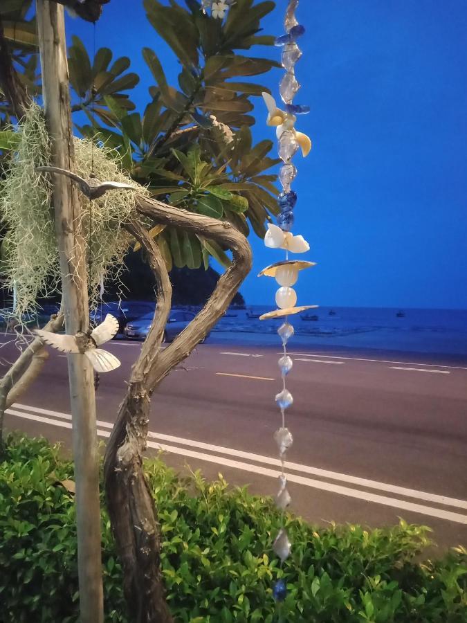 The Beach Boutique Resort Ban Pak Nam Pran Luaran gambar