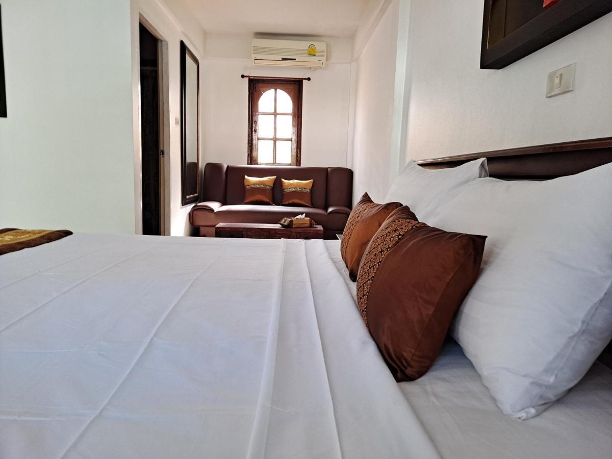 The Beach Boutique Resort Ban Pak Nam Pran Luaran gambar