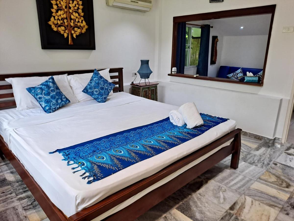 The Beach Boutique Resort Ban Pak Nam Pran Luaran gambar