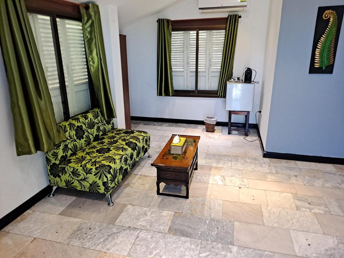 The Beach Boutique Resort Ban Pak Nam Pran Luaran gambar