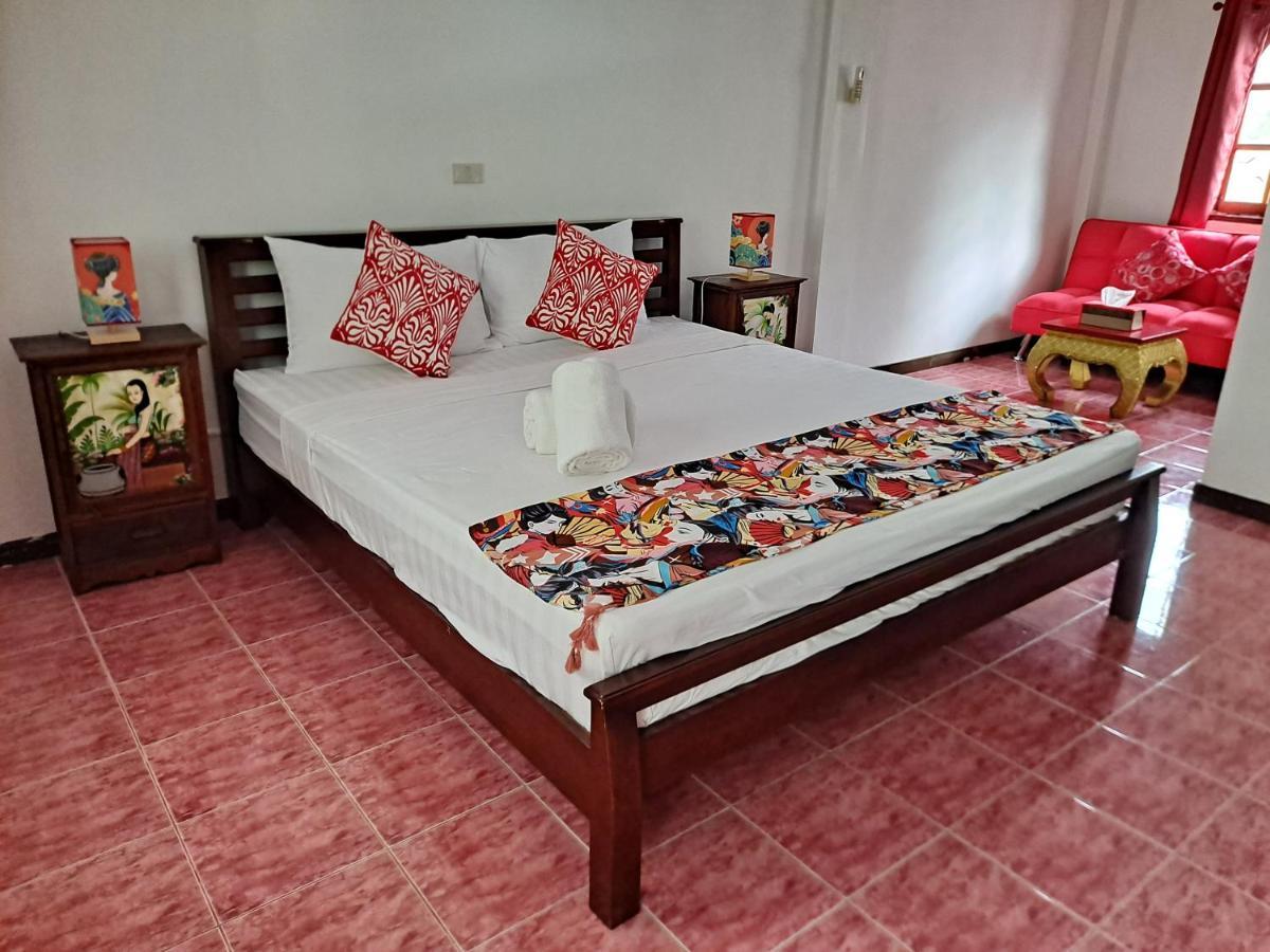 The Beach Boutique Resort Ban Pak Nam Pran Luaran gambar