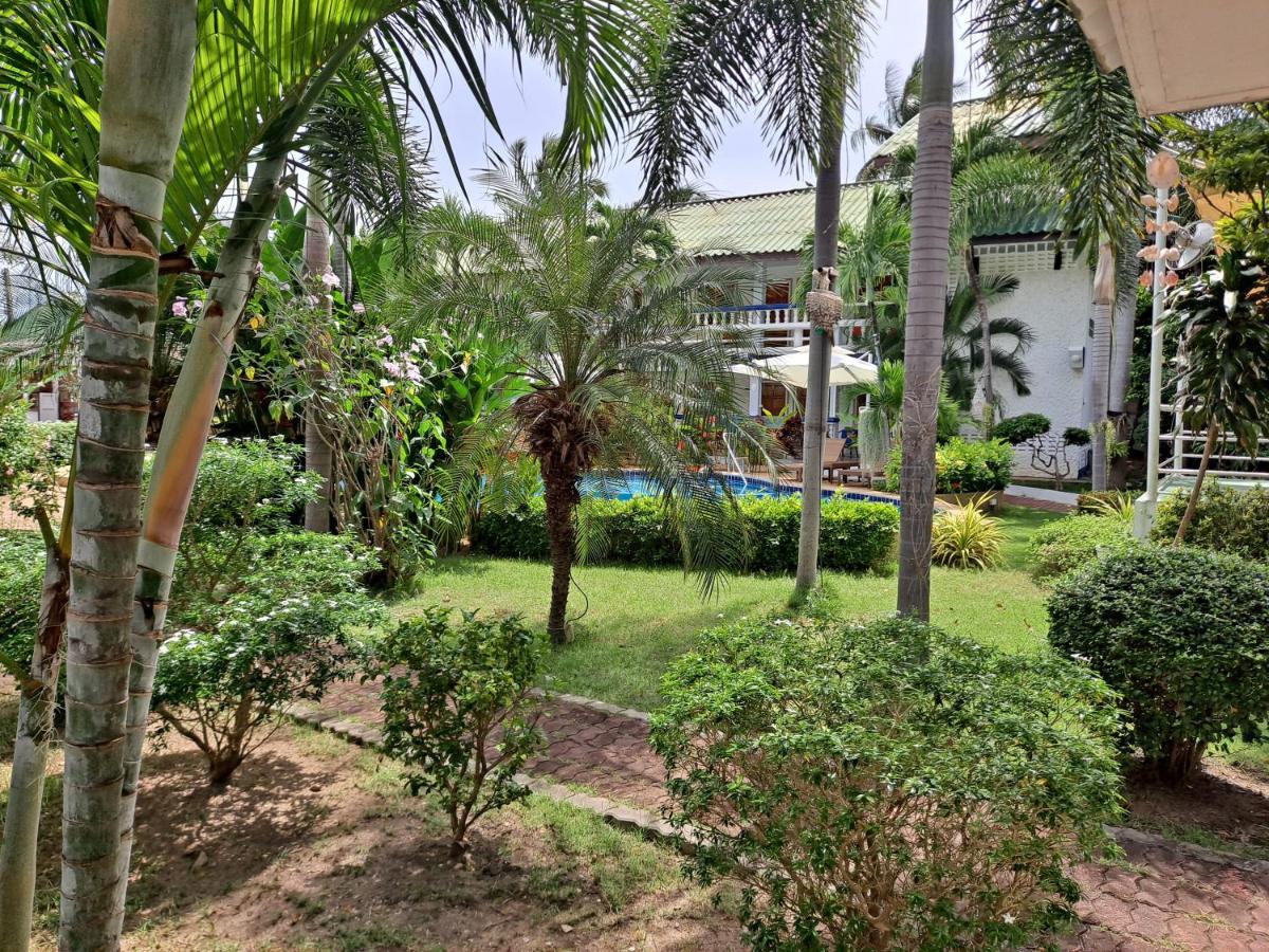 The Beach Boutique Resort Ban Pak Nam Pran Luaran gambar
