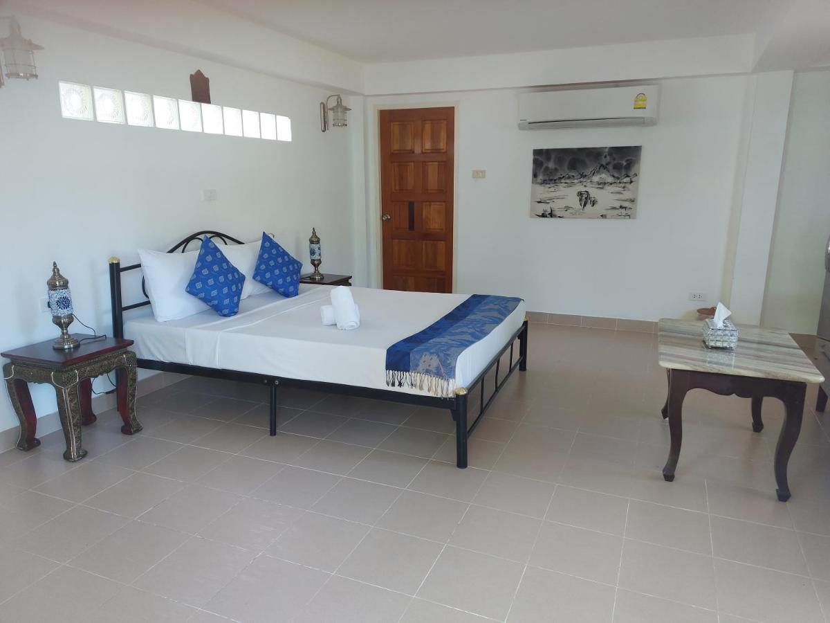 The Beach Boutique Resort Ban Pak Nam Pran Luaran gambar