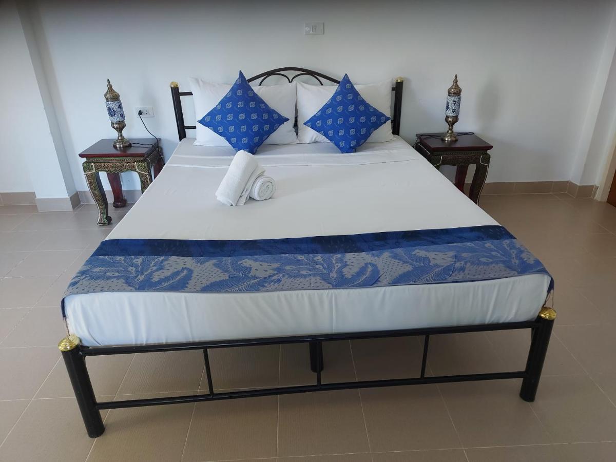 The Beach Boutique Resort Ban Pak Nam Pran Luaran gambar